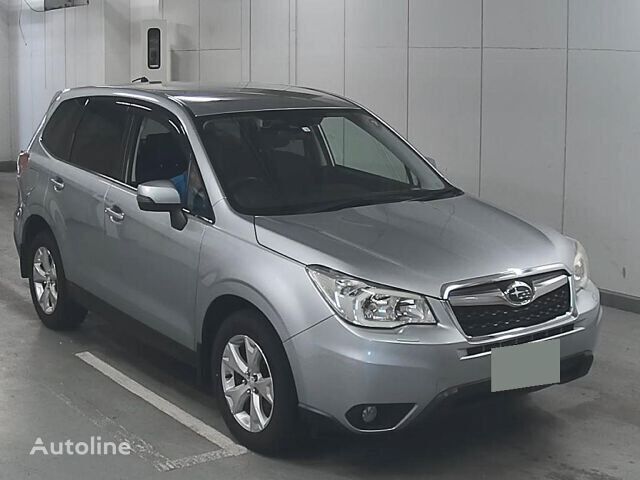 سيارة كروس أوفر Subaru FORESTER