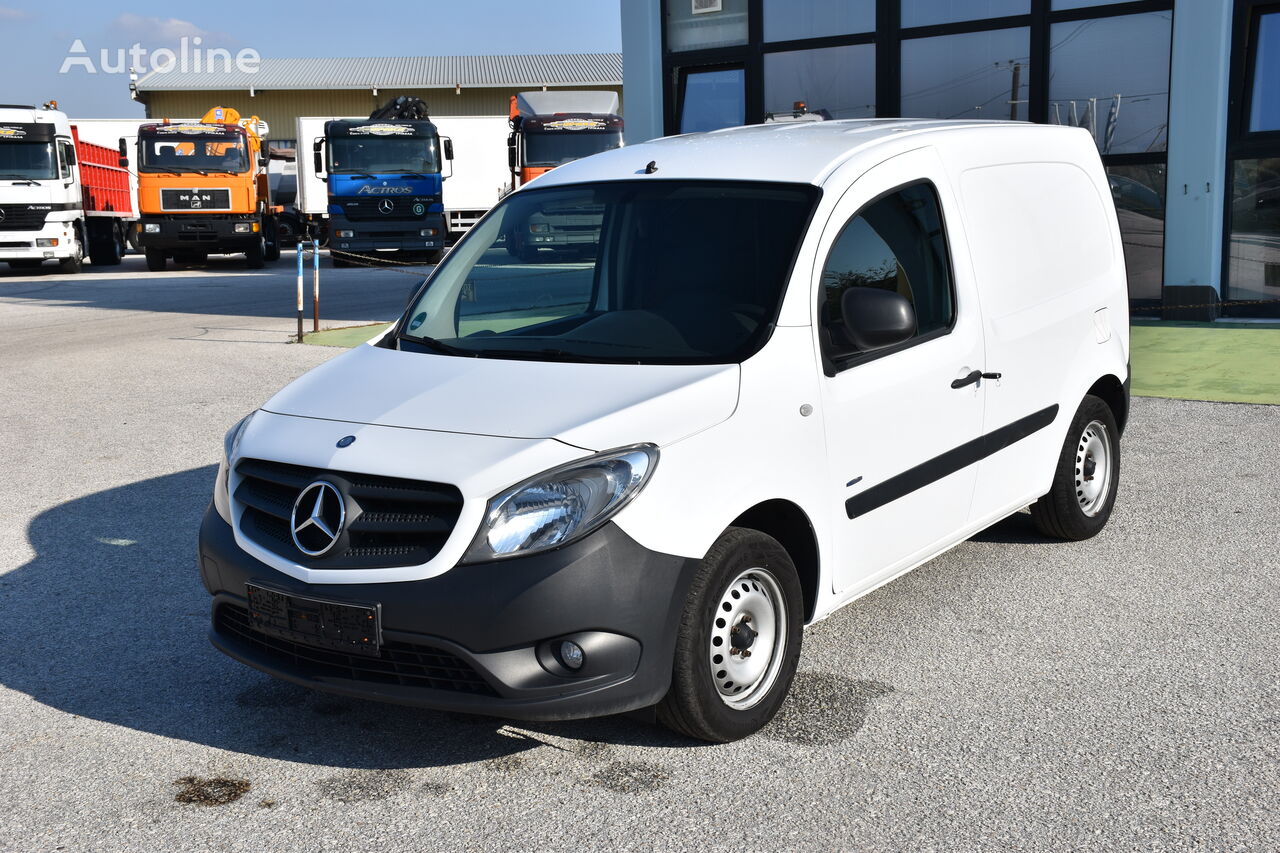 سيارة نقل بضائع صغيرة Mercedes-Benz CITAN / EURO 6