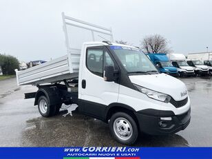 شاحنة قلابة IVECO Daily 35-130