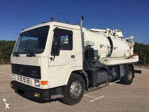 شاحنة شفط مياه المجاري Volvo FL7 240