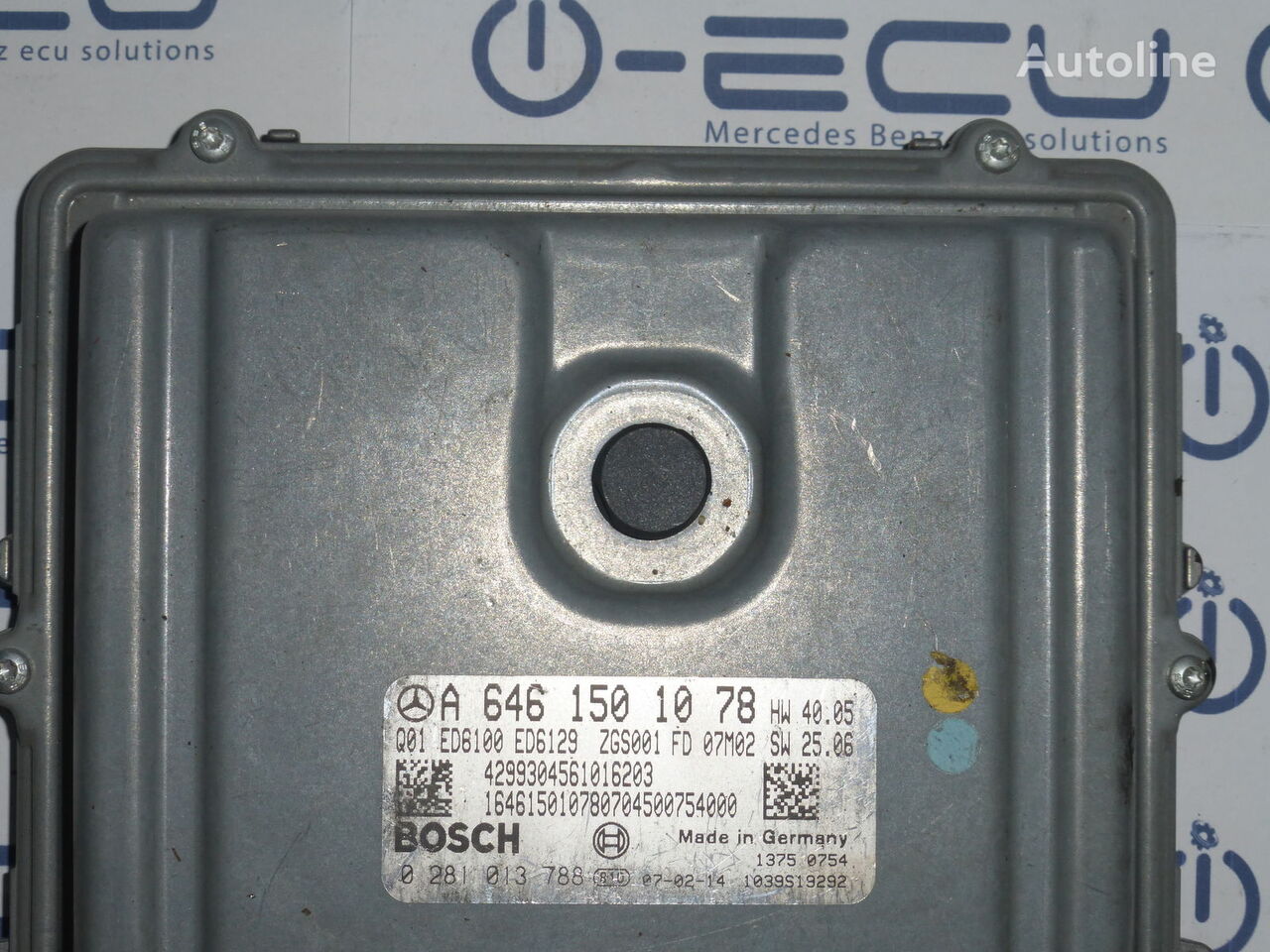 وحدة التحكم Bosch لـ سيارة Mercedes-Benz VITO 639