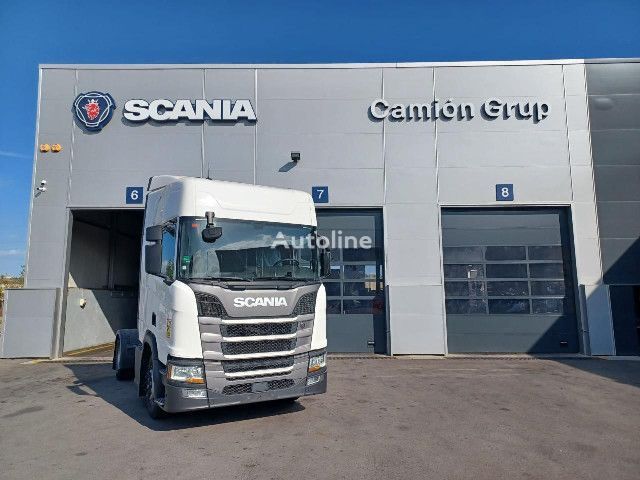 السيارات القاطرة Scania R 450